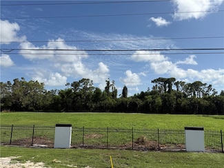 13504 Brynwood Ln, Fort Myers, FL 33912