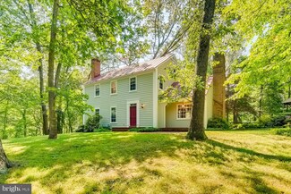 17420 Grace Rd, Hampstead, MD 21074