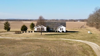 1530 Stingy Ln, Clarksburg, OH 43115