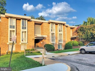 5701 Indian Ct Unit 4, Alexandria, VA 22303