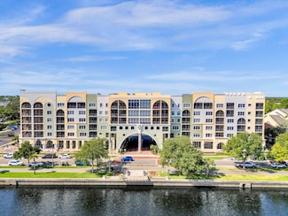 225 W Seminole Blvd Unit 402, Sanford, FL 32771
