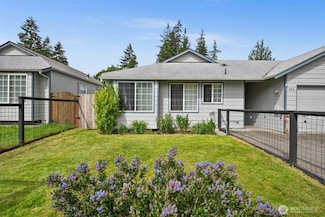 515 Forest Park St, Port Orchard, WA 98366