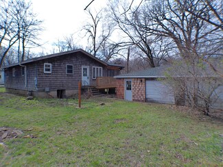11 Red Bud Trail, Newtown Township, IL 61319