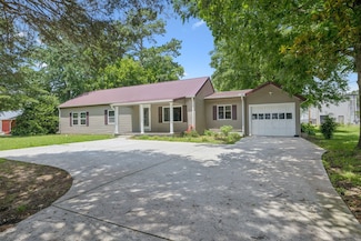 631 W Maple St, Morrison, TN 37357