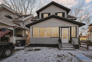 3821 Hoiles Ave, Toledo, OH 43612
