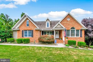 11169 Weatherstone Dr, Waynesboro, PA 17268