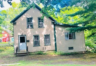 181 Oak St, Old Town, ME 04468