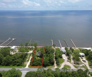 2170 Highway 98 E, Carrabelle, FL 32322