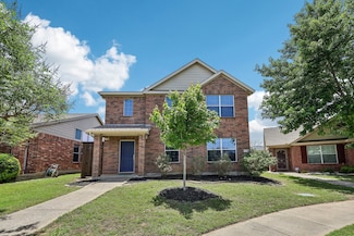 8808 Eastwood Ave, Crossroads, TX 76227