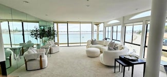3868 Riviera Dr Unit 4A, San Diego, CA 92109