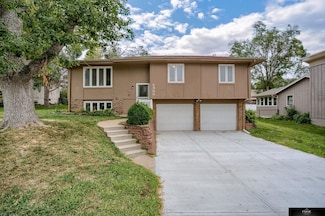 4908 Bernadette Ave, Omaha, NE 68157