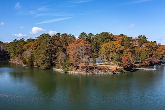 867 Levelgreen Rd, Lancaster, VA 22503