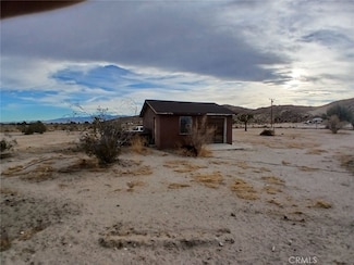 20273 Grey Mountain Rd, Adelanto, CA 92301