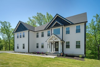 26 Hunting Ridge Rd, Brookfield, CT 06804