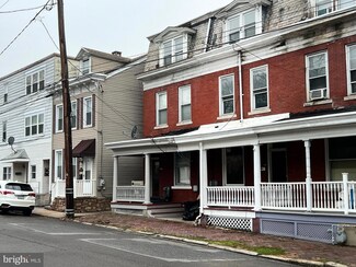 1502 W Norwegian St, Pottsville, PA 17901