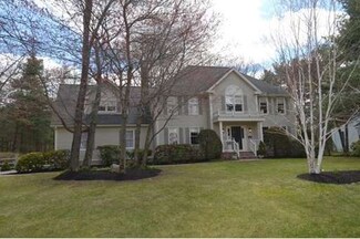 24 Stoneybrook Cir, Andover, MA 01810