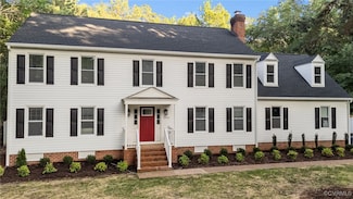 2941 Ellesmere Dr, Midlothian, VA 23113