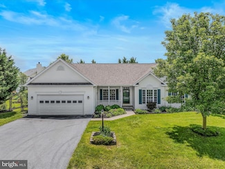 130 Creighton Ct, Martinsburg, WV 25404