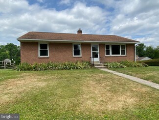 3513 South St, Morgantown, PA 19543