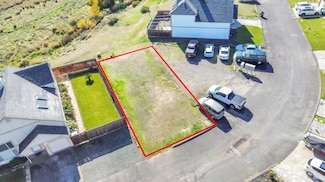 5454 Oxford Dr, North Lakeport, CA 95453