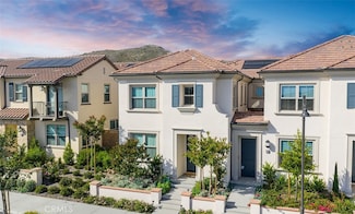 106 Sunnyside, Irvine, CA 92618