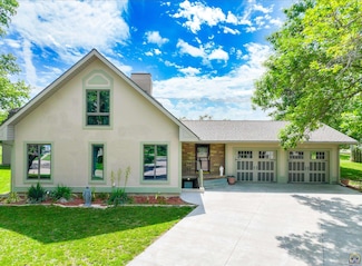 300 W Durink St, Saint Marys, KS 66536