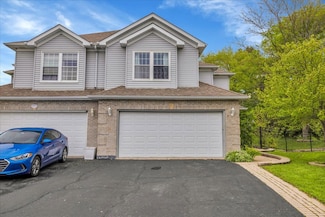 911 Fawn Ridge Ct Unit B, Yorkville, IL 60560