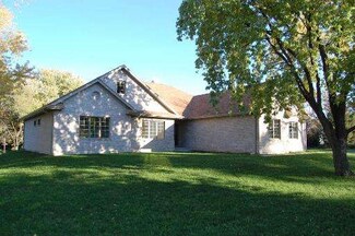 12203 Walker Rd, Lemont, IL 60439