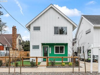 4305 NE Mason St Unit 8, Portland, OR 97218