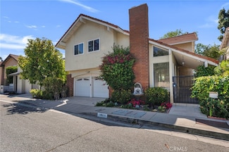 10211 Clematis Ct, Los Angeles, CA 90077