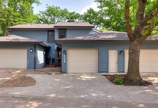 6196 Terrace Dr Unit 2, Johnston, IA 50131