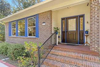 737 Timberlane Rd, Tallahassee, FL 32312