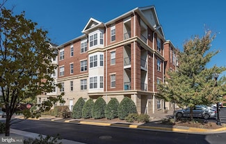 205 Meeting House Station Square Unit 101, Herndon, VA 20170