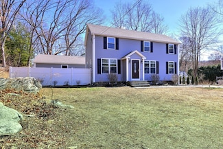 58 Shadduck Rd, Middlebury, CT 06762