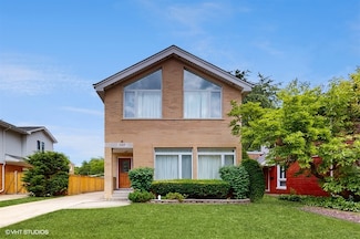 240 Hibbard Rd, Wilmette, IL 60091