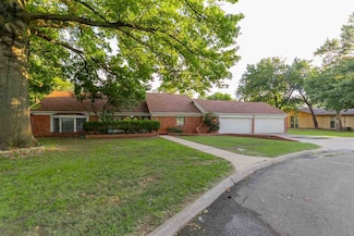 835 S Thompson Place, Cushing, OK 74023