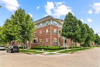 2167 Willenbrock Cir, Iowa City, IA 52245