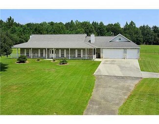 18850 Highway 43, Kiln, MS 39556