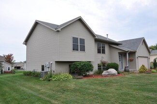 1415 Lokhorst St, Baldwin, WI 54002