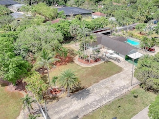 26100 SW 192nd Ave, Homestead, FL 33031