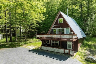 400 E Lake Rd, Ludlow, VT 05149
