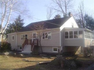 7 Sprague Ln, Worcester, MA 01604