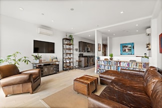 148 W 121st St Unit 5, New York, NY 10027