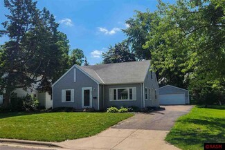 221 Moreland Ave, Mankato, MN 56001