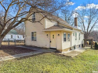 2130 W Iowa St, West Peoria, IL 61604