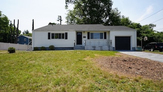 89 Henderson Dr, East Hartford, CT 06108