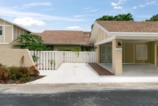 17200 Fownes Crescent, Jupiter, FL 33477