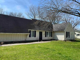 2726 Chandler Dr, Fort Wayne, IN 46816
