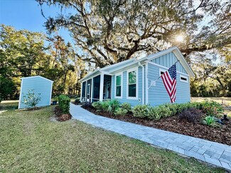 3623 Umbrella Tree Ln, Oxford, FL 34484