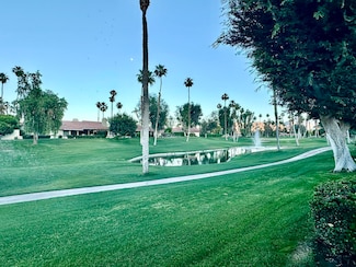 134 Las Lomas, Palm Desert, CA 92260
